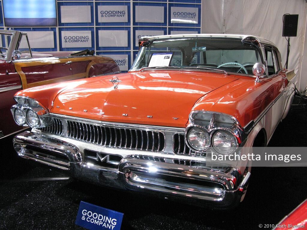 Lot 20 1957 Mercury  Turnpike Cruiser Hardtop Coupe /n 57LA43011M Est. 60,000 - 80,000 WR Sold 39,600