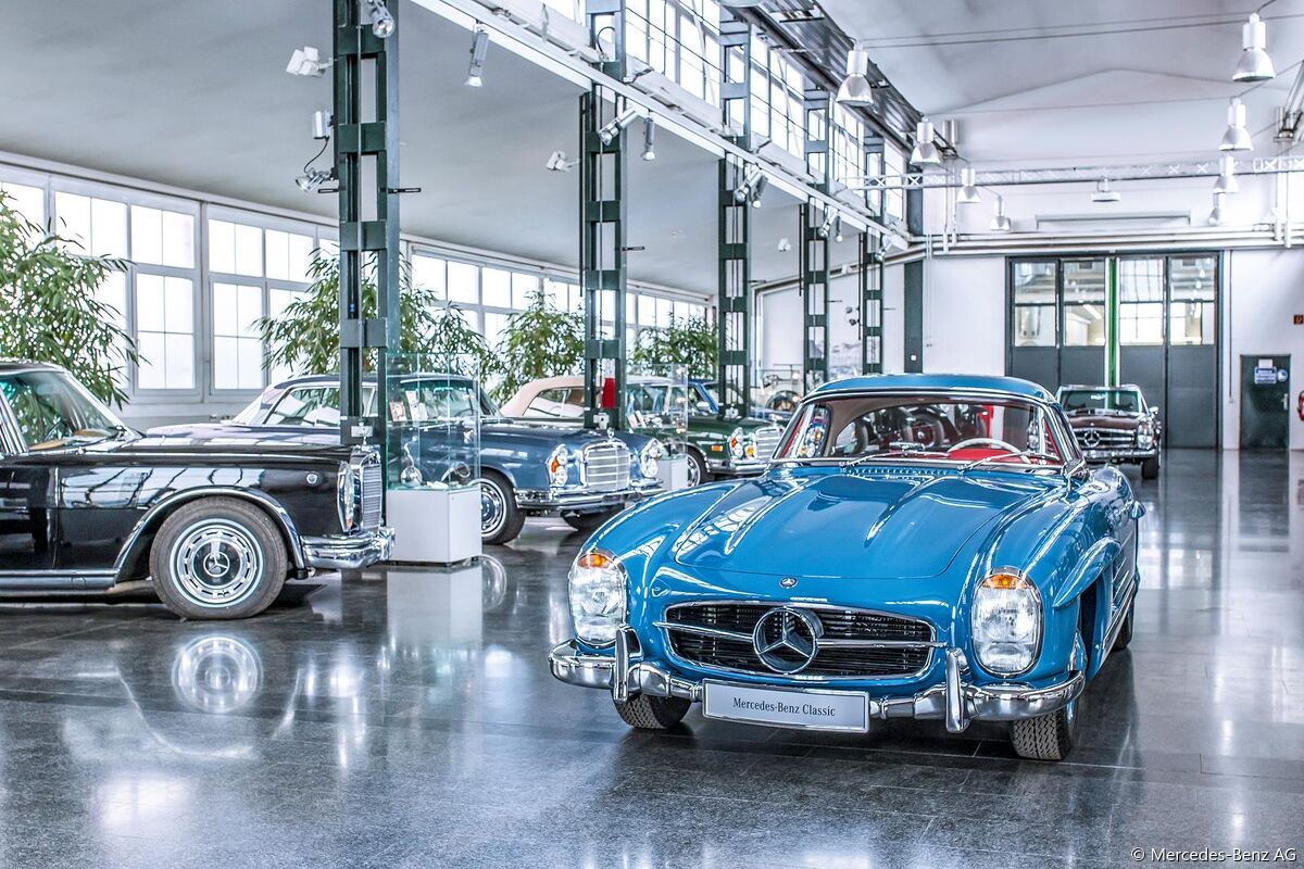 Mercedes-Benz Classic Centre in Fellbach. Showroom with Mercedes-Benz 300 SL Roadster (W 198) 