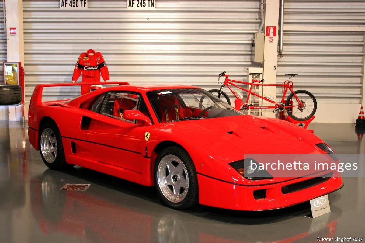RM Auction - Ferrari Leggenda e Passione