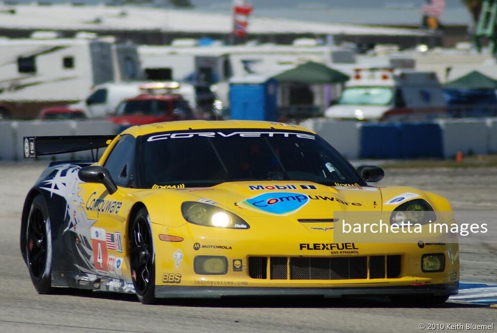 4 GT2 Chevrolet Corvette C6.R Beretta/Gavin/Collard