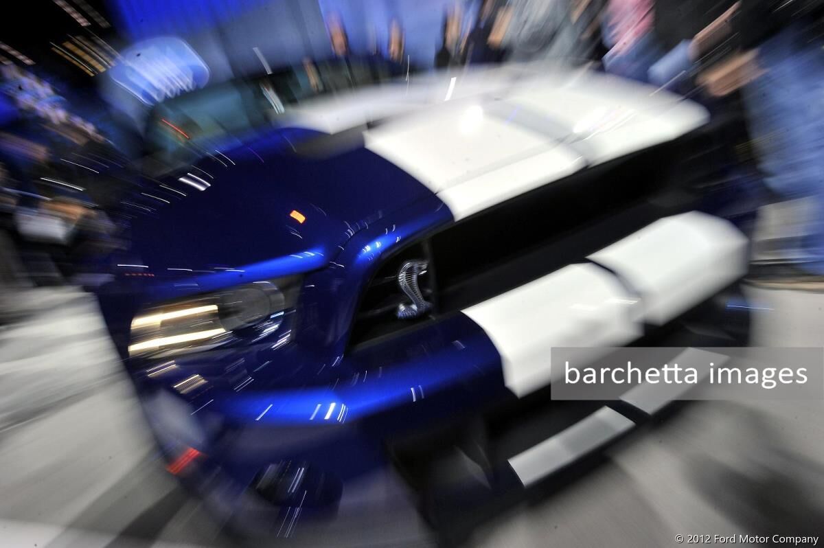Ford Launches 2013 Shelby GT500 Convertible at Chicago Auto Show