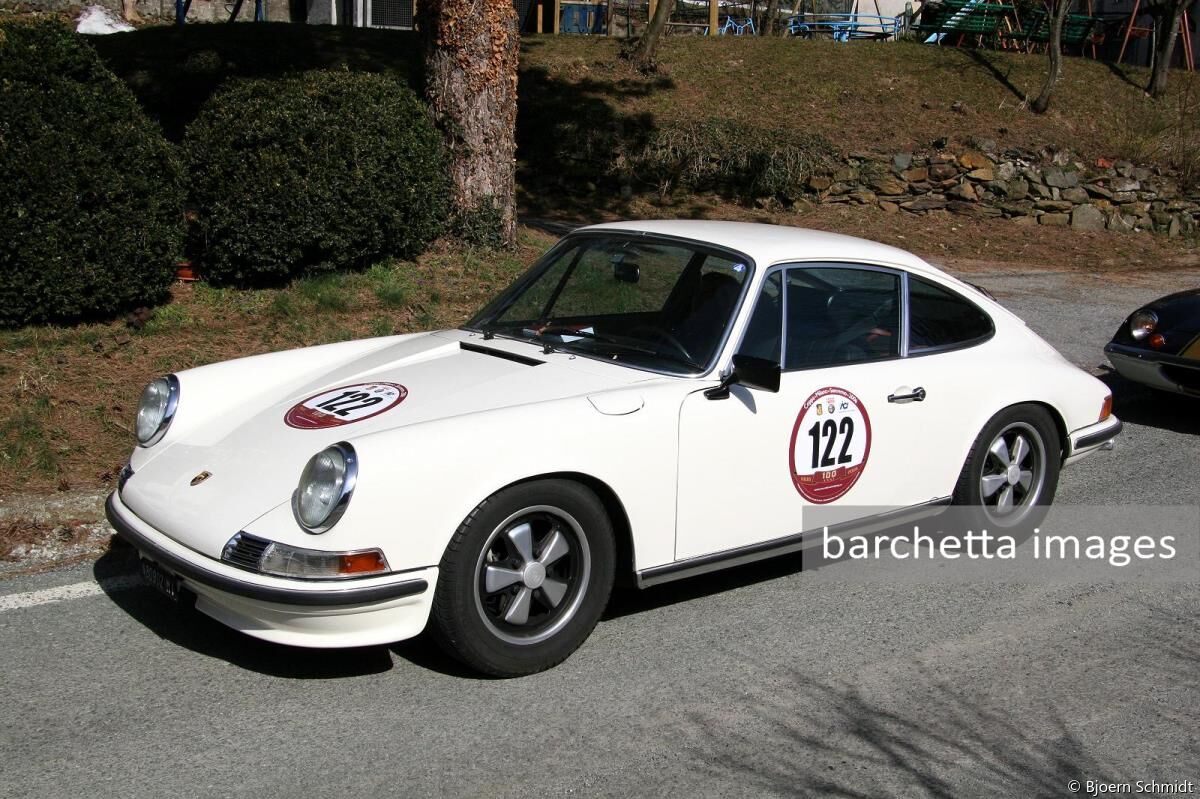 122 5°  Calegari Enrico Maria Petrogalli Neeff Lorenzo PORSCHE 911S 2.4 1970 I