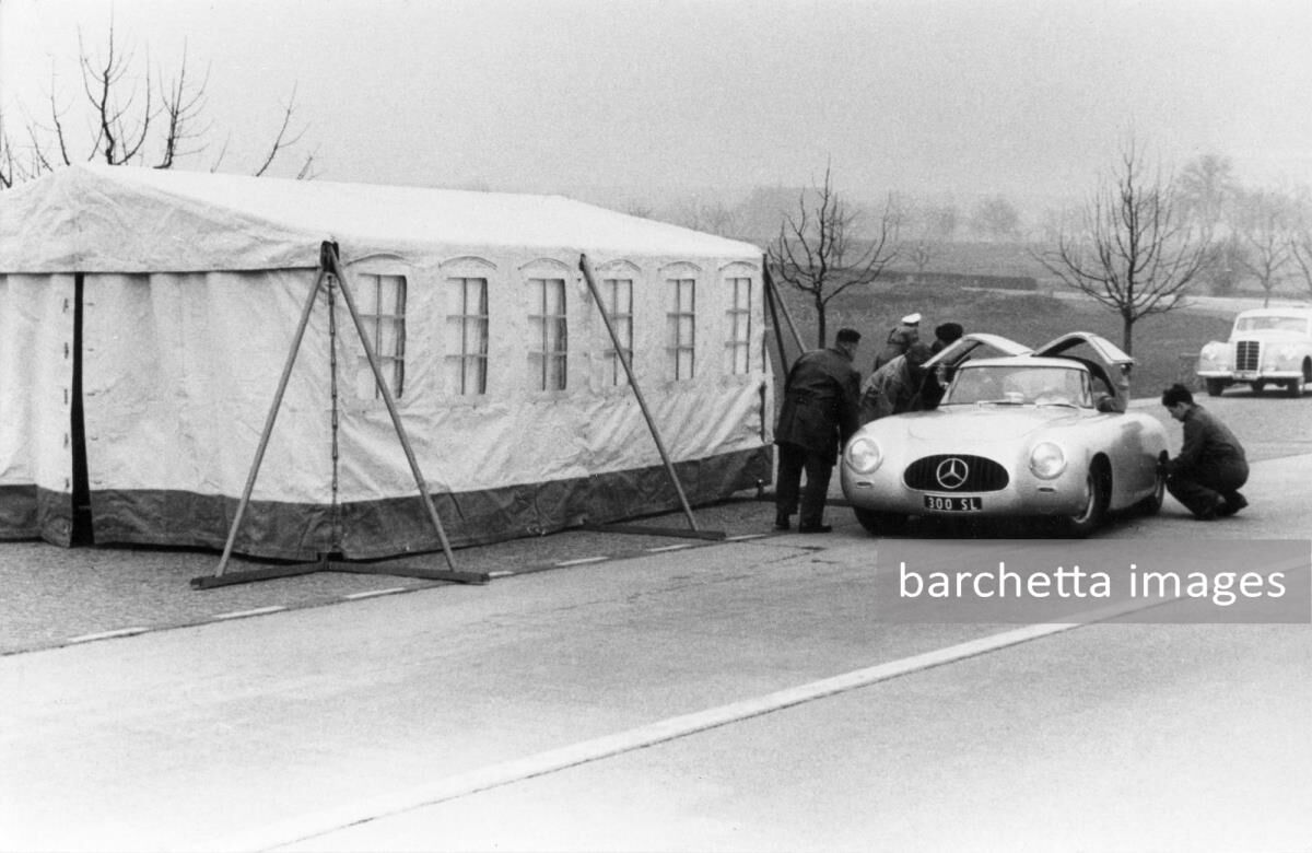 Mercedes-Benz 300 SL (W 194) with chassis number 1, 1952. Press presentation on 12 March 1952 on the motorway Stuttgart-Heilbronn