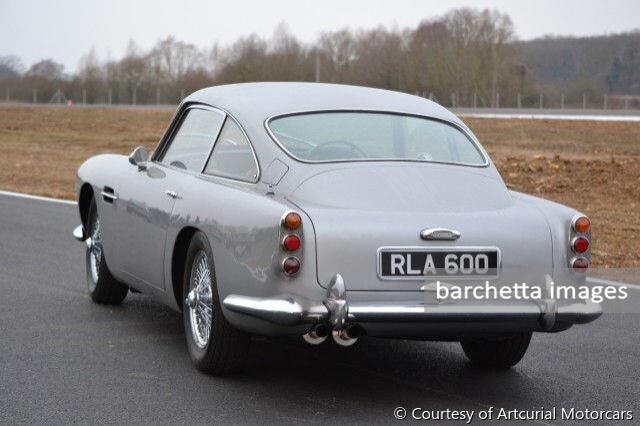 248 1961 Aston Martin DB4 Series III Sports Saloon (g) DB4/672/R 150.000  -200.000