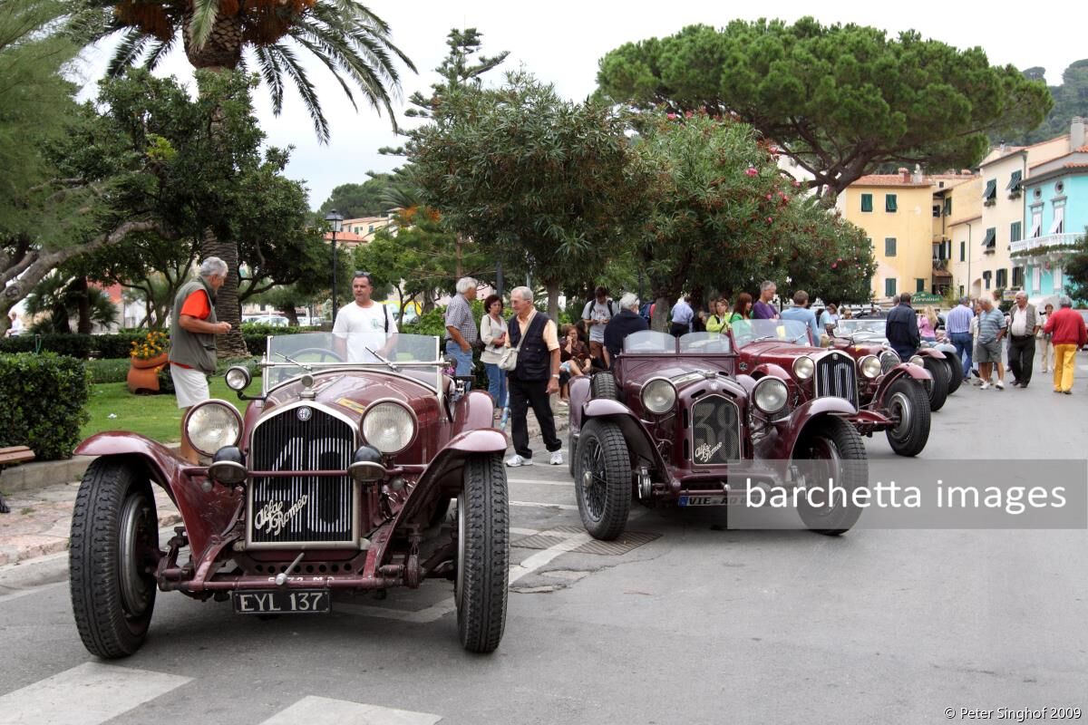 16 Alfa Romeo 8C 2300 Zagato Spider sn.2111027;06 Alfa Romeo 8C 2300 Monza sn.2211135