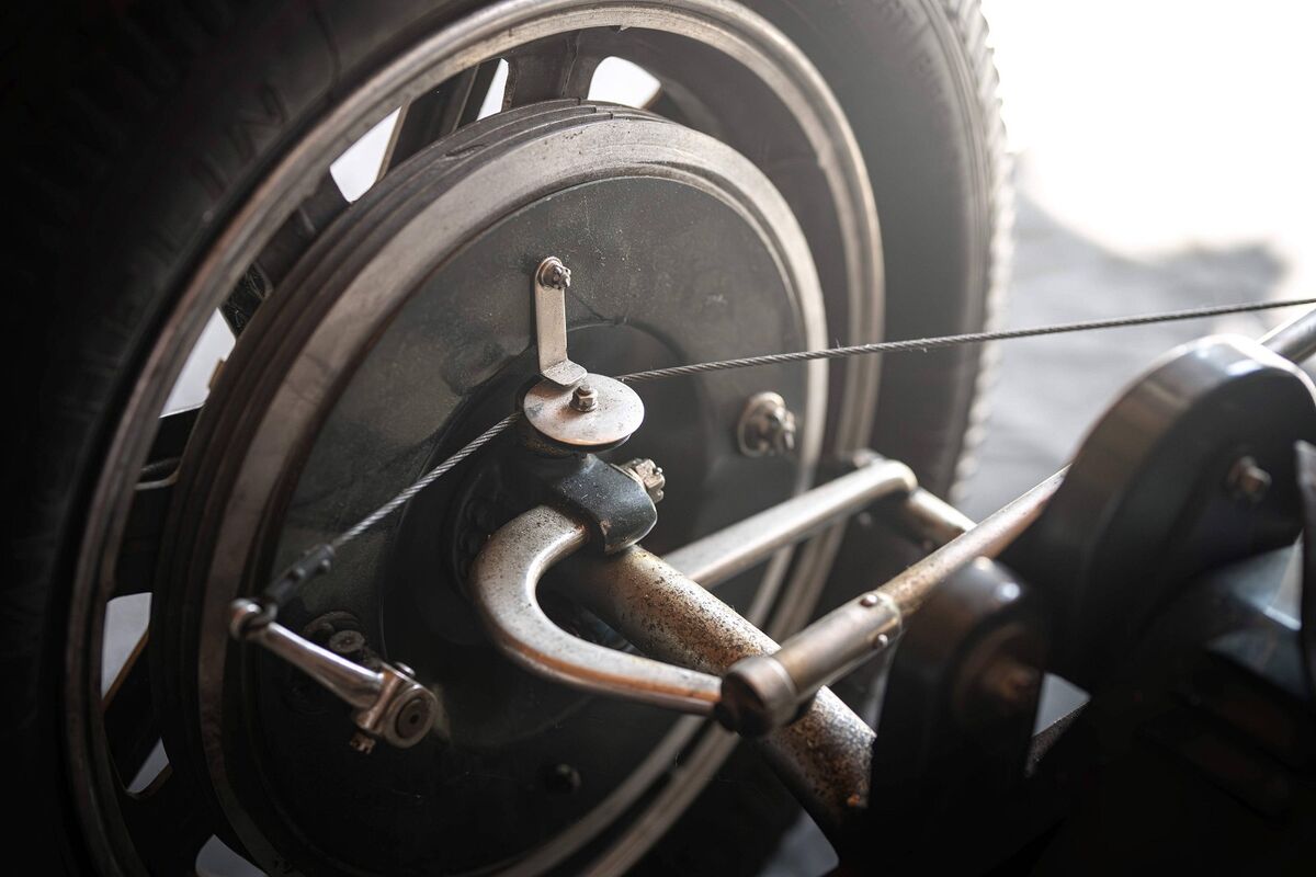 Artcurial - Le Mans Classic Legend  - Circuit des 24 Heures, Le Mans