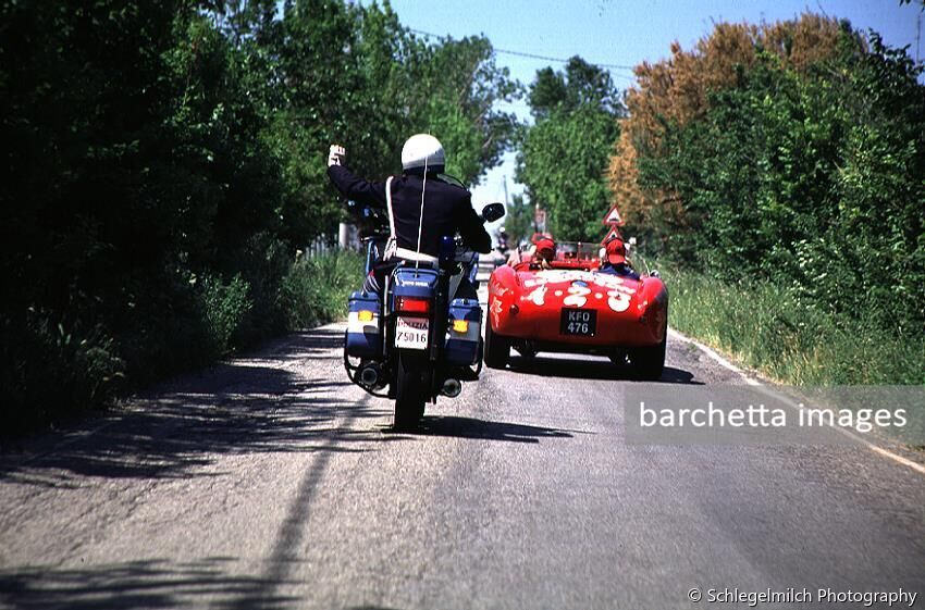 98/may/15 - Mille Miglia - Emanuele Pirro / Marlene Pirro #341
