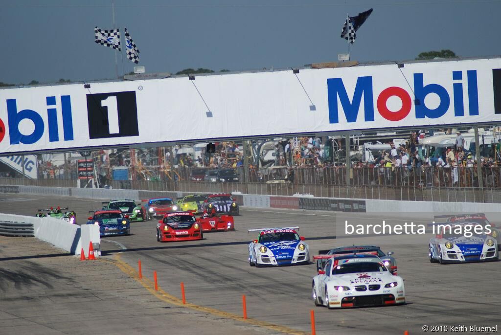 The 12 Hours of Sebring gets underway;12h Sebring 2010